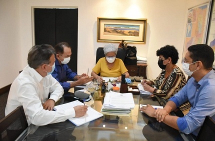 Regina Sousa decreta situao de emergncia em 41 municpios piauienses