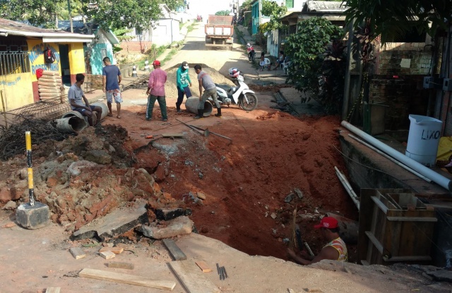 Prefeitura inicia obras urgentes na infraestrutura urbana