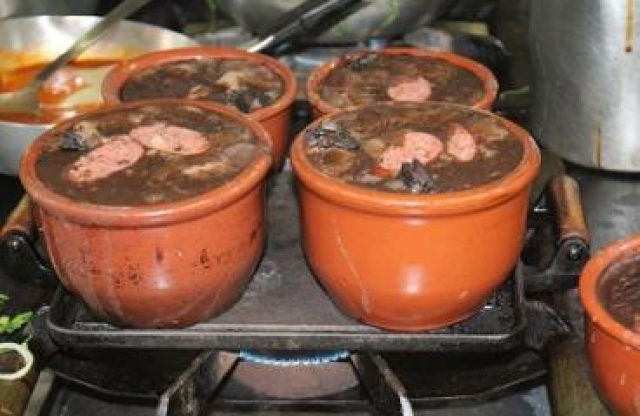 Prefeito Netinho convida toda populao assunoense para Feijoada da Festa do Feijo