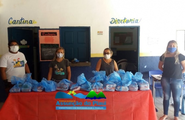Prefeitura de Assuno do Piau distribui kit merenda s famlias dos alunos da rede municipal 