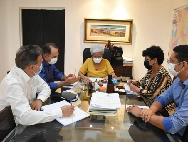 Regina Sousa decreta situao de emergncia em 41 municpios piauienses