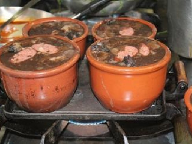 Prefeito Netinho convida toda populao assunoense para Feijoada da Festa do Feijo