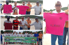 Prefeito Netinho entrega uniformes a times de futebol do município